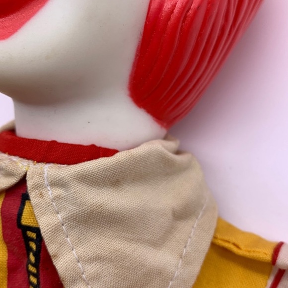 Ronald McDonald cloth hand puppet vinyl/plastic head vintage 1993 12" - Picture 7 of 9
